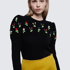 Cormio Black Oma Flower Sweater